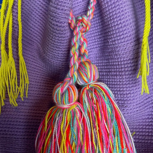 Authentic Mochilas Wayuu Bag. Handmade Colombian Purple Tote for Women! - Picture 5 of 8